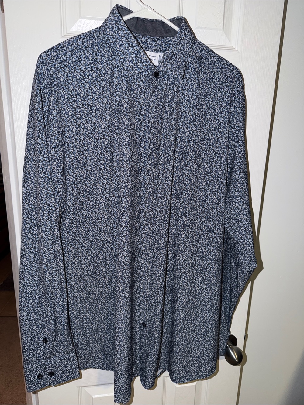 Mizzen+Main Navy Floral Button-Down Shirt